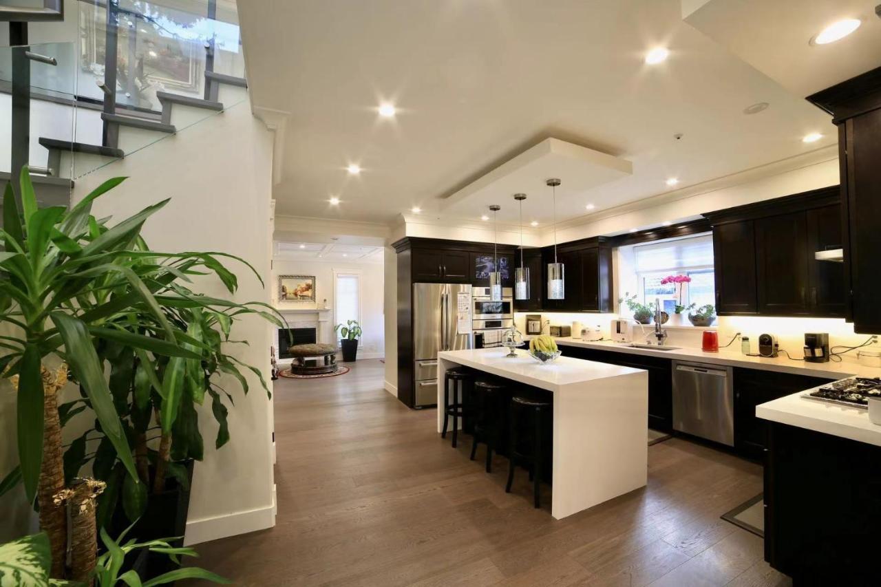 Nice Home Away At Vancouver Near Yvr Exterior foto